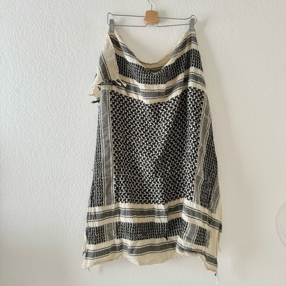 Gray white black square scarf
